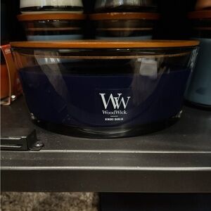 WoodWick Ellipse Candle “Hinoki Dahlia”